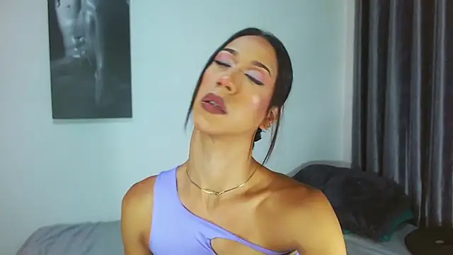 Kenisha Sweet online show from 10/30/25, 09:59