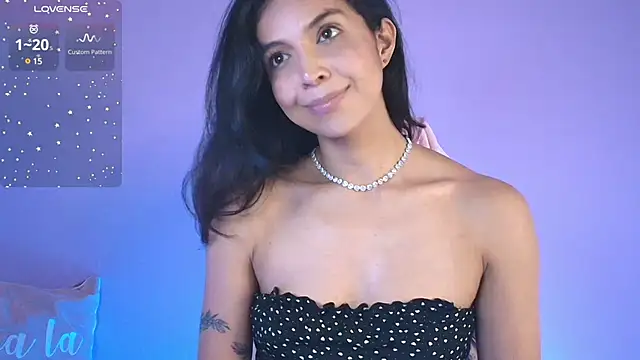 Snapshot of lilassoul8_ chatting on 02/25/25, 04:35 lilassoul8  online show from 02/25/25, 04:35