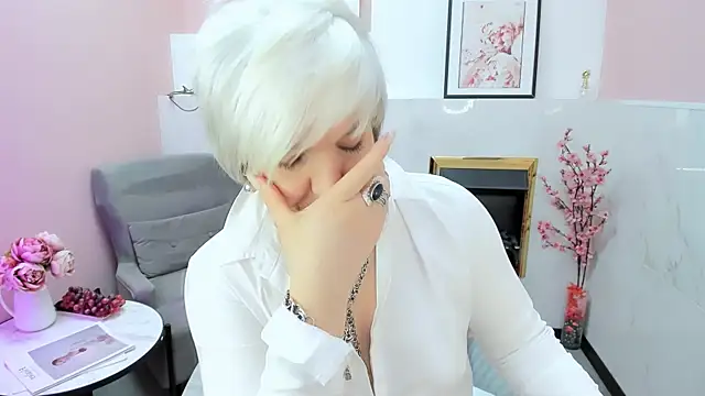 CarmenSoft online show from 04/08/26, 09:09