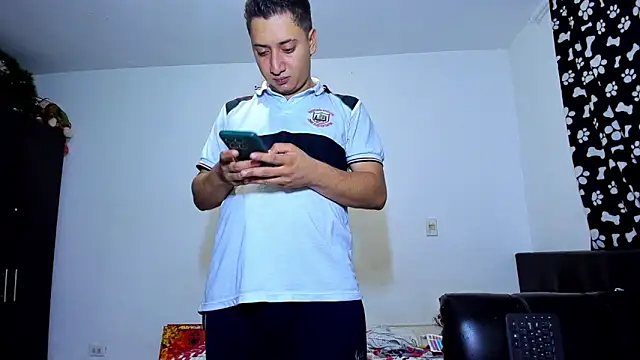 ares sexxx online show from 09/09/25, 01:49