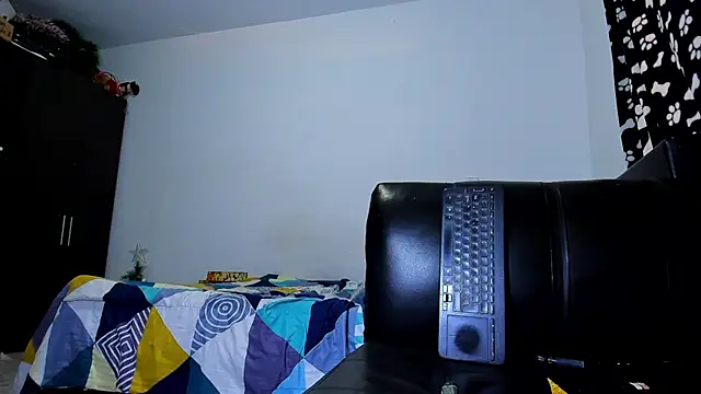 ares sexxx online show from 11/22/25, 04:06