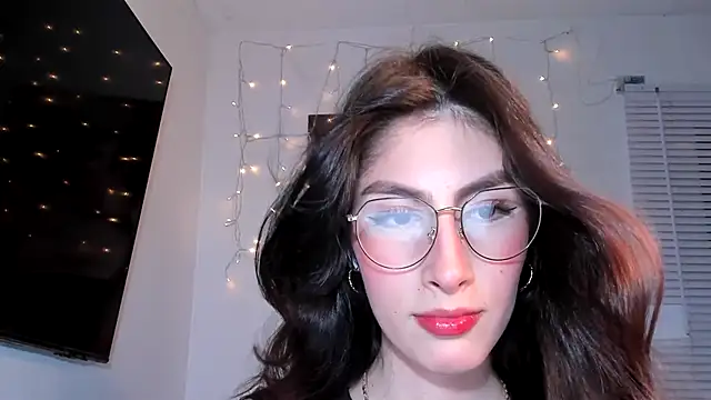 valeria gonzales  online show from 01/11/25, 02:09