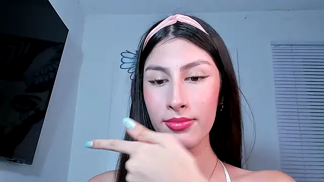 valeria gonzales  online show from 03/08/25, 11:39