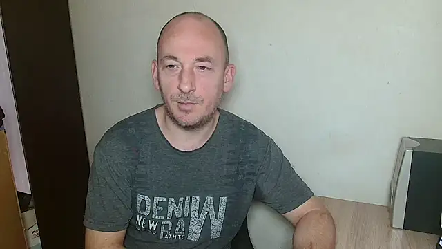 Johan   Barker online show from 12/22/25, 10:23