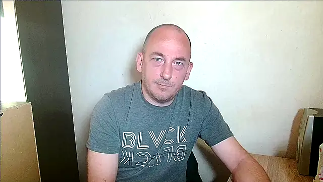 Johan   Barker online show from 04/24/26, 08:28