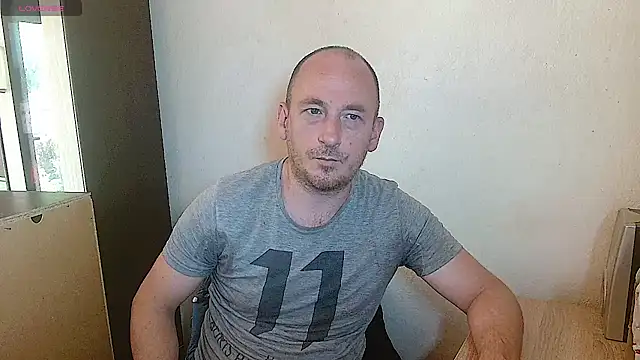 Snapshot of Johan___Barker chatting on 05/06/26, 11:04 Johan Barker online show from 05/06/26, 11:04