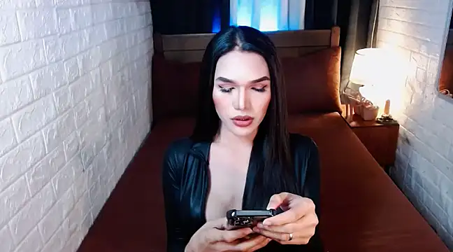 Sexy Adrestia online show from 03/11/25, 09:13