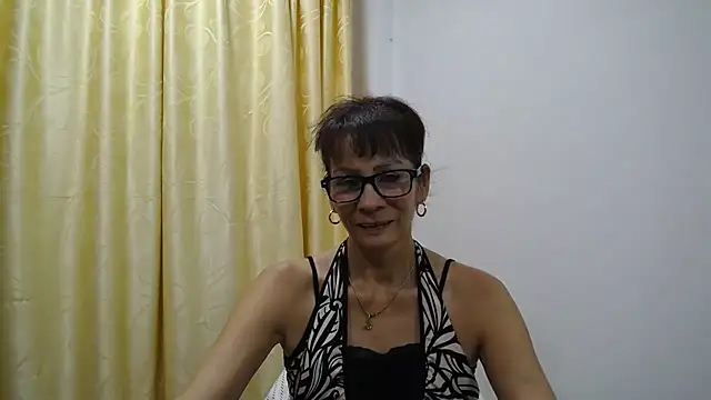 mommysexy16 online show from 10/30/25, 03:08