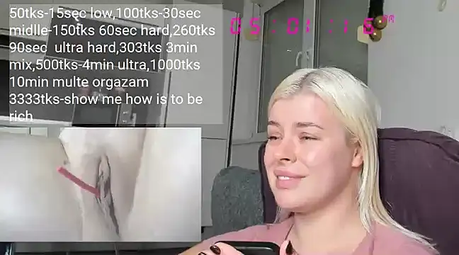 queenofthenighttt online show from 12/28/24, 04:41