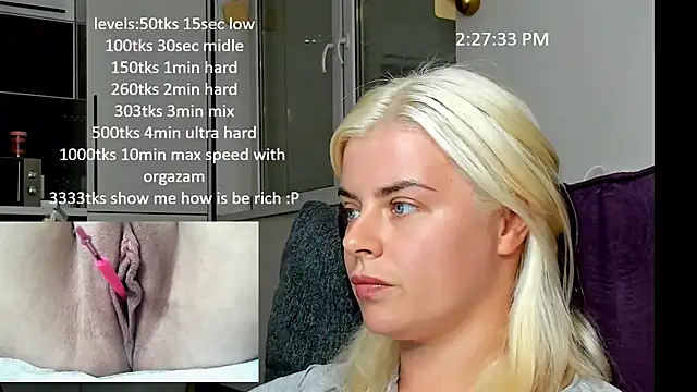 queenofthenighttt online show from 10/14/25, 12:28