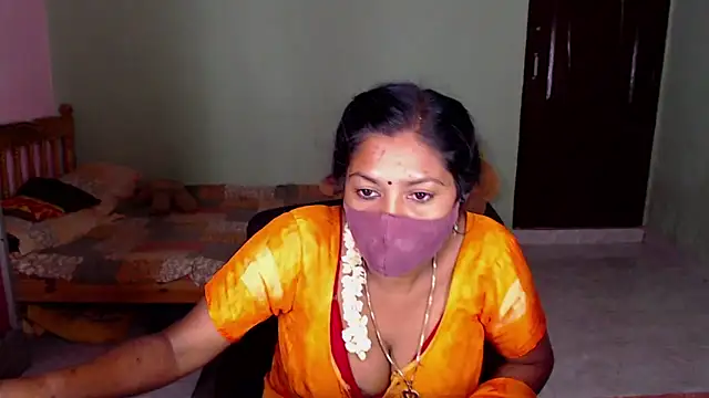 Snapshot of Novapol chatting on 03/19/26, 06:17 Novapol online show from 03/19/26, 06:17