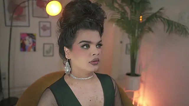 Snapshot of artechloe chatting on 11/23/25, 05:13 artechloe online show from 11/23/25, 05:13