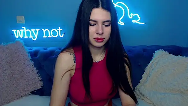 ViollinaLove online show from 01/28/25, 05:43