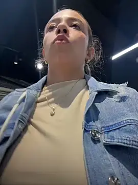 Hall 16 online show from 11/18/25, 09:30