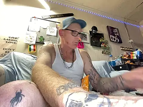 CLoSpunkmeyer69 online show from 02/17/26, 07:49