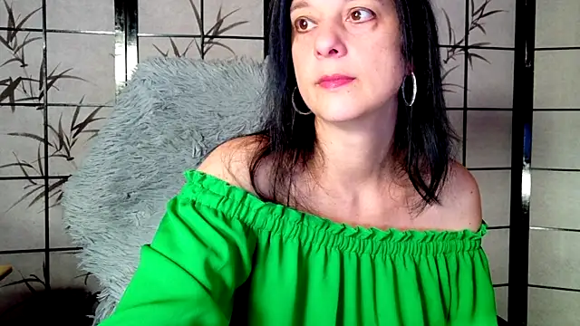  Sweetlonglips  online show from 12/02/25, 05:02