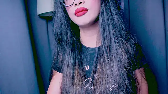 XXsexylongcockXX online show from 12/05/24, 08:44