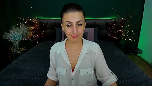 Rebecca Diamond online show from 02/26/25, 03:52