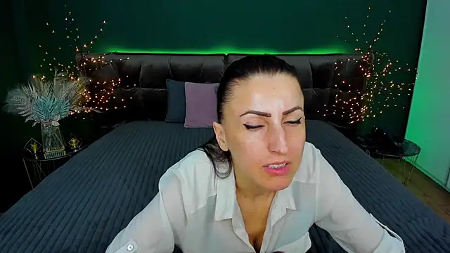 Rebecca Diamond online show from 03/14/25, 09:24