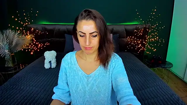 Rebecca Diamond online show from 11/12/25, 06:25