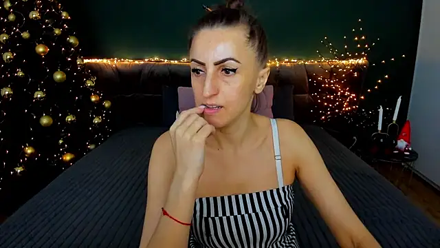 Rebecca Diamond online show from 12/19/25, 06:31