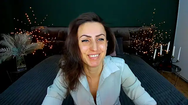 Rebecca Diamond online show from 02/22/26, 07:08