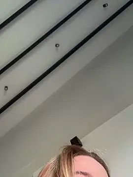 curchez  online show from 02/09/26, 07:18