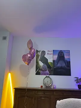 Snapshot of Cute-Alice chatting on 02/12/25, 10:15 Cute-Alice online show from 02/12/25, 10:15