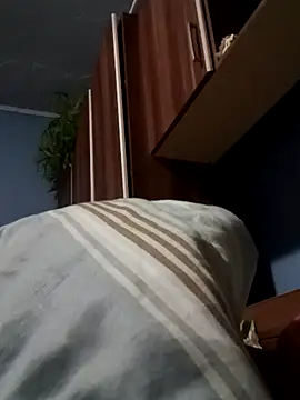 Snapshot of Rolandxxxr chatting on 01/01/25, 05:55 Rolandxxxr online show from 01/01/25, 05:55