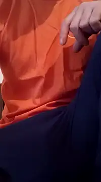 Snapshot of Rolandxxxr chatting on 01/10/25, 09:55 Rolandxxxr online show from 01/10/25, 09:55