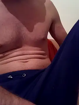 Snapshot of Rolandxxxr chatting on 01/11/25, 04:27 Rolandxxxr online show from 01/11/25, 04:27