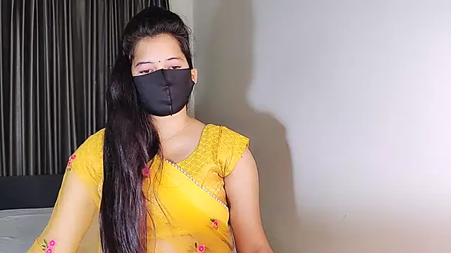 YourLovelyQueen online show from 02/12/25, 05:26