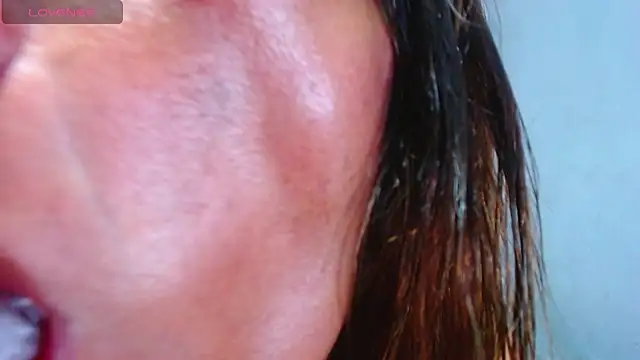 GraanTiigresa online show from 10/26/25, 04:57