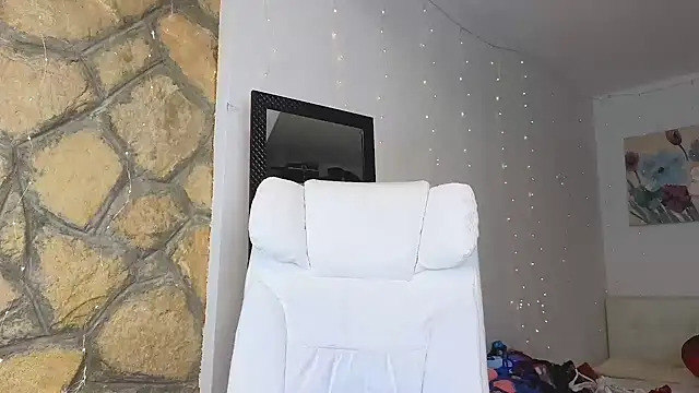 Ana D online show from 02/28/25, 01:37