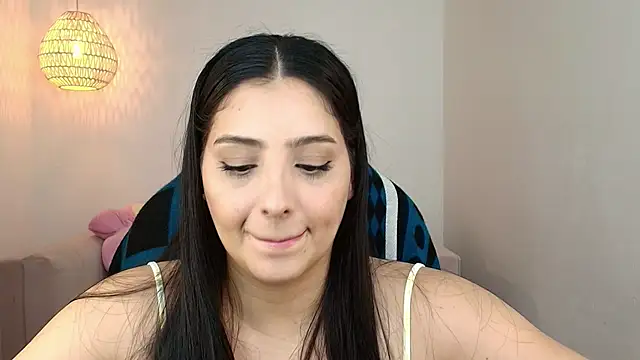 Snapshot of YummyAnna_ chatting on 02/18/26, 08:16 YummyAnna online show from 02/18/26, 08:16