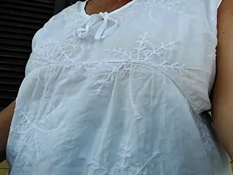 La Vedova Allegra online show from 06/25/26, 03:27