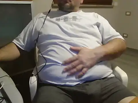 iron boy80 online show from 02/13/25, 03:14