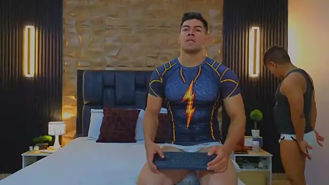 FelipeAndMarcello3 online show from 03/03/25, 02:26