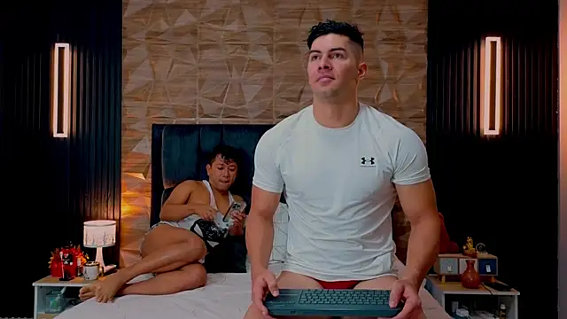 FelipeAndMarcello3 online show from 09/26/25, 02:54