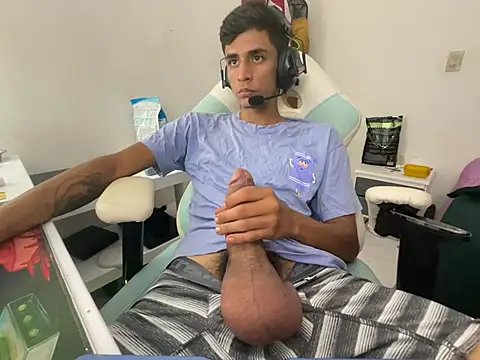 Max TheHorseDick online show from 12/11/24, 03:56