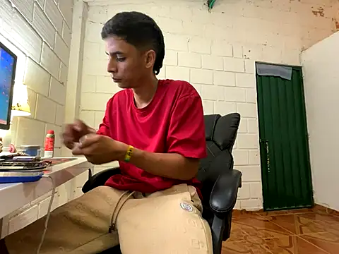 Max TheHorseDick online show from 11/12/25, 05:46