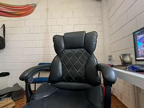 Max TheHorseDick online show from 12/14/25, 03:50