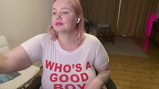 Snapshot of MargotGrey chatting on 02/04/26, 01:06 MargotGrey online show from 02/04/26, 01:06