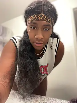 Foreignthababyy online show from 05/02/26, 05:45