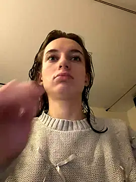 Snapshot of -AngelAri- chatting on 11/29/25, 02:09 -AngelAri- online show from 11/29/25, 02:09