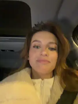 Snapshot of -AngelAri- chatting on 02/13/26, 06:15 -AngelAri- online show from 02/13/26, 06:15