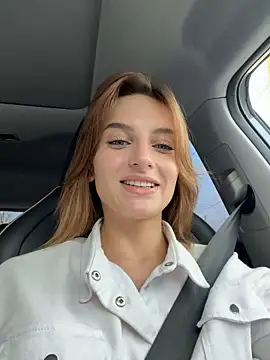 -AngelAri- online show from 04/05/26, 09:17