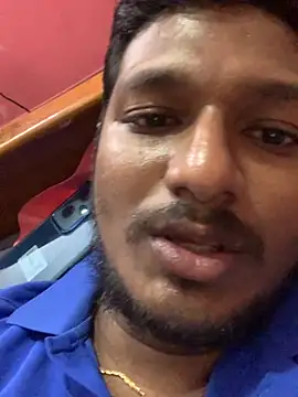 Snapshot of RamseyHot chatting on 10/29/25, 05:47 RamseyHot online show from 10/29/25, 05:47