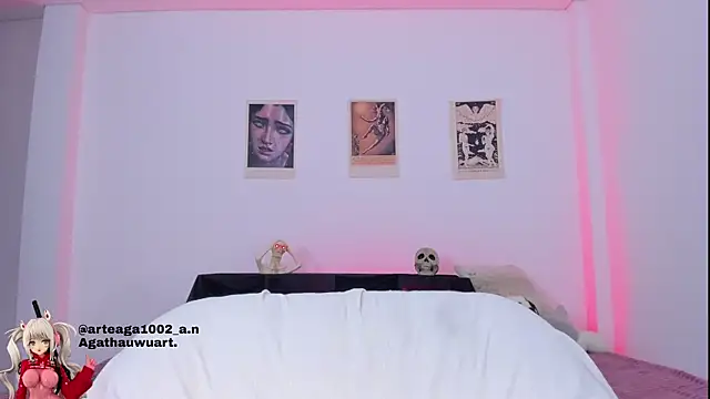 Moonlight1002 online show from 10/12/25, 01:59