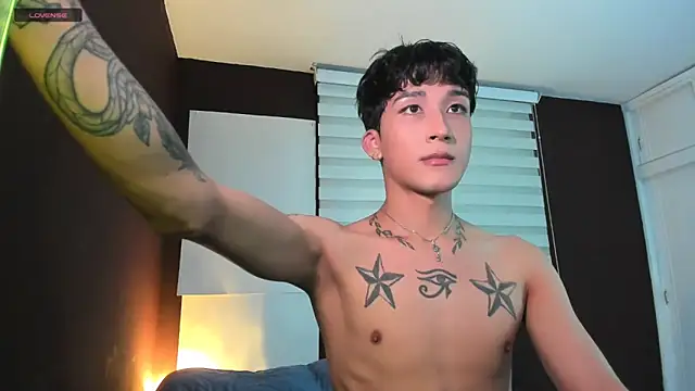 tom Howard online show from 04/14/26, 01:11